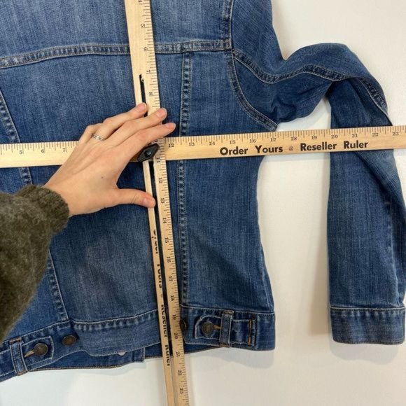 Tommy Hilfiger Women’s XS Blue Denim Jean Trucker Jacket Button Down Cotton - Picture 6 of 11